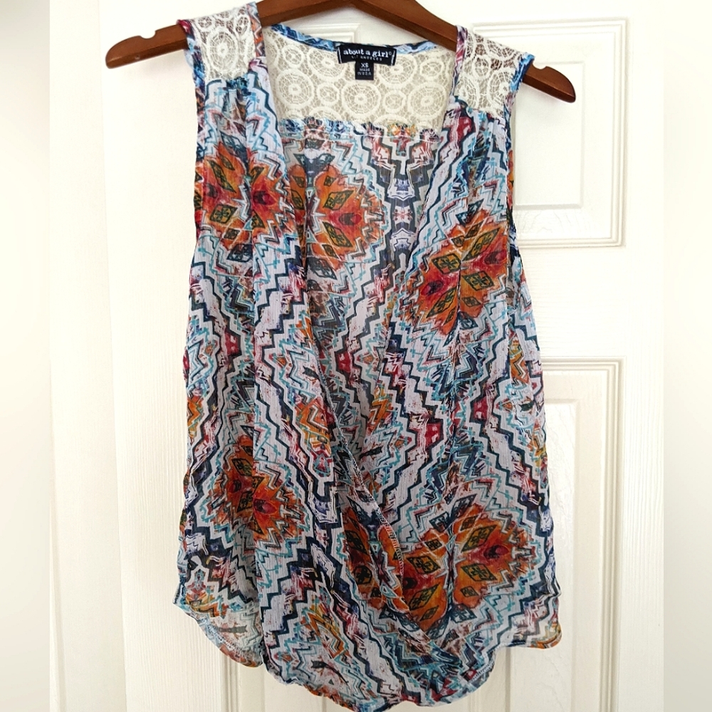 Sheer Loose-Fit Sleeveless Top Size XS